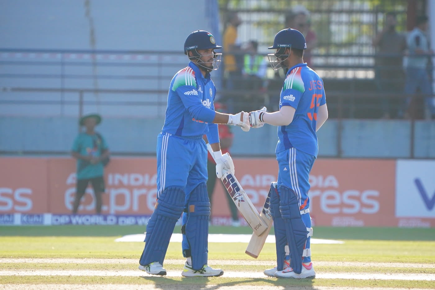 Nehal Wadhera and Jitesh Sharma added 52 together