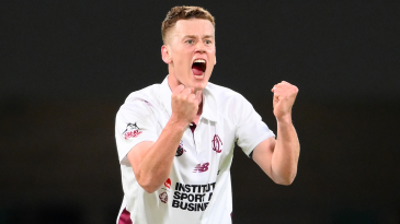 Geyer shines on debut as Renshaw gets pink-ball test