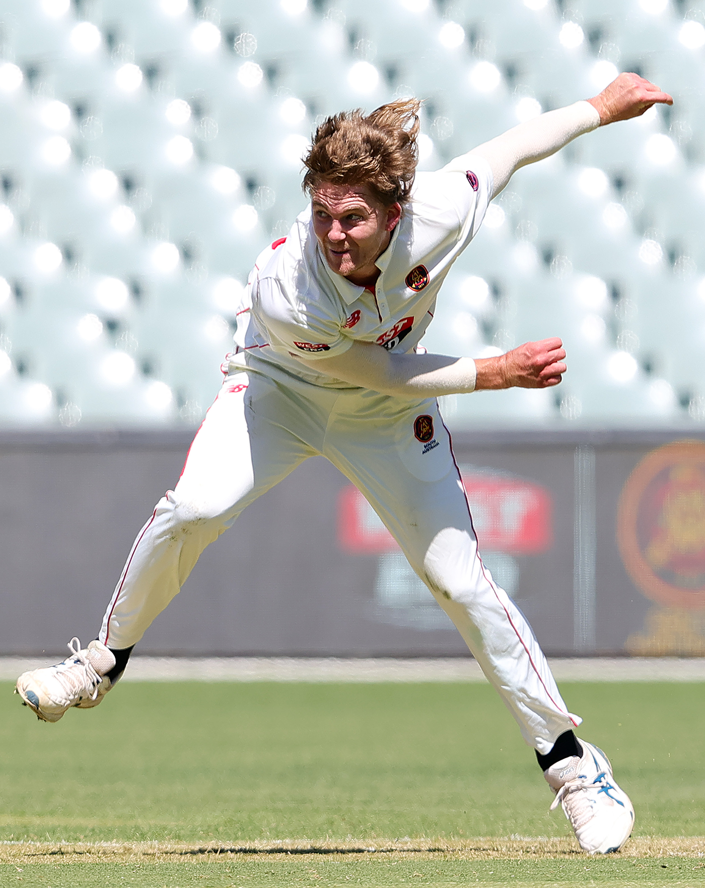 Henry Thornton claimed key top-order wickets
