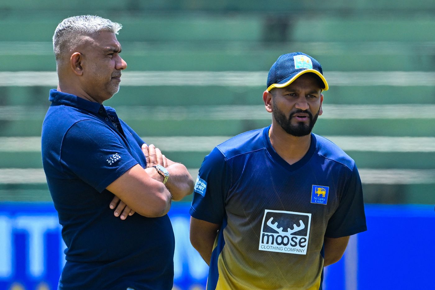 Pramodya Wickramasinghe talks with Dimuth Karunaratne