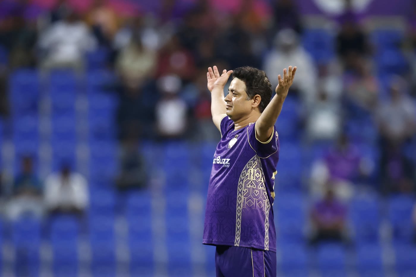 Piyush Chawla celebrates James Vince's wicket