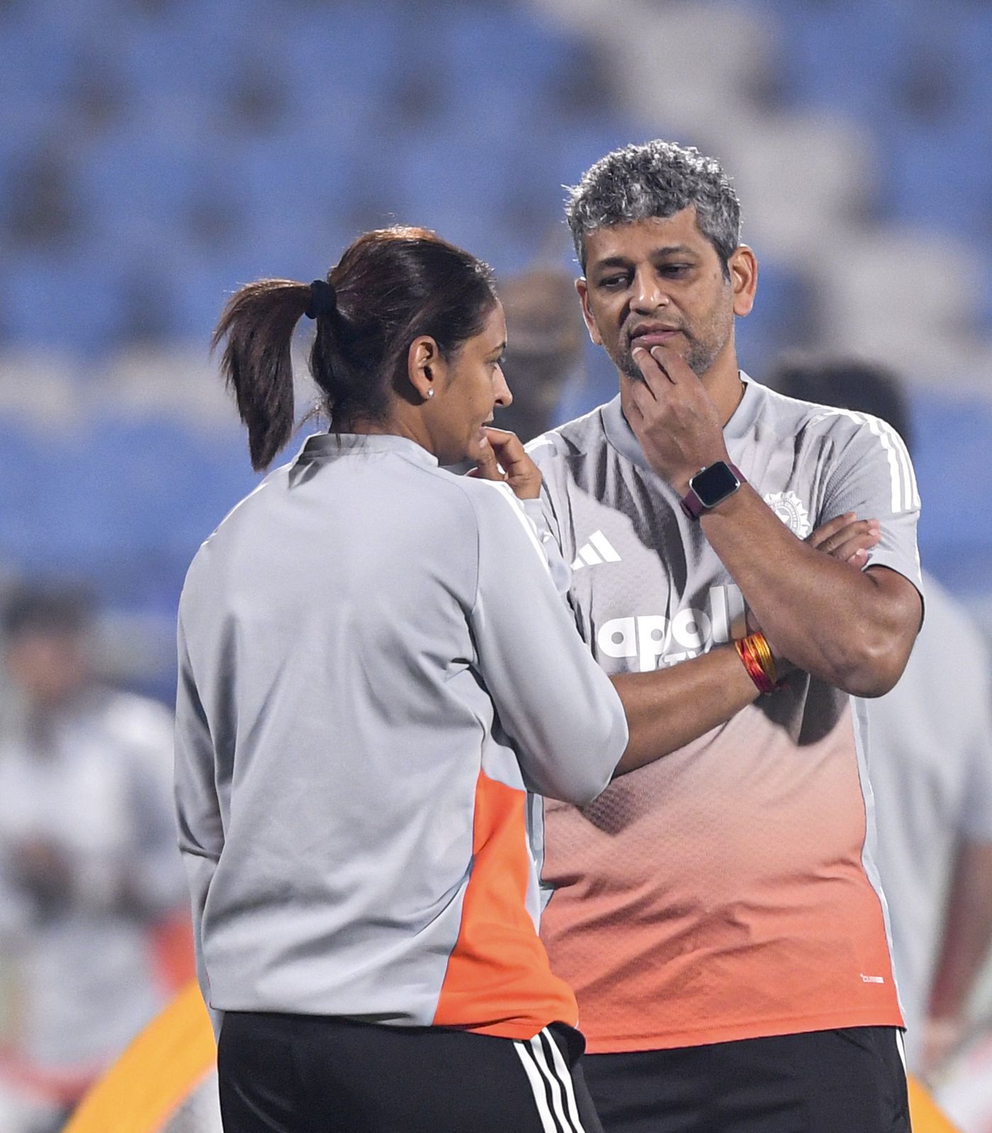 Harmanpreet Kaur and Amol Muzumdar have a conversation
