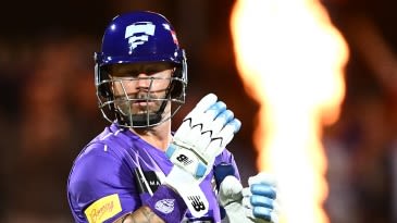 Wade for the win as Hurricanes do the double on Renegades