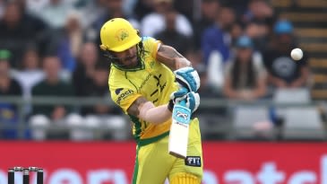 Smith trumps du Plessis to help MI Cape Town win 12-overs-a-side shootout