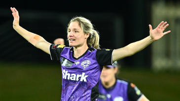 Blackwell sees Australia role for Nicola Carey in World Cup quest