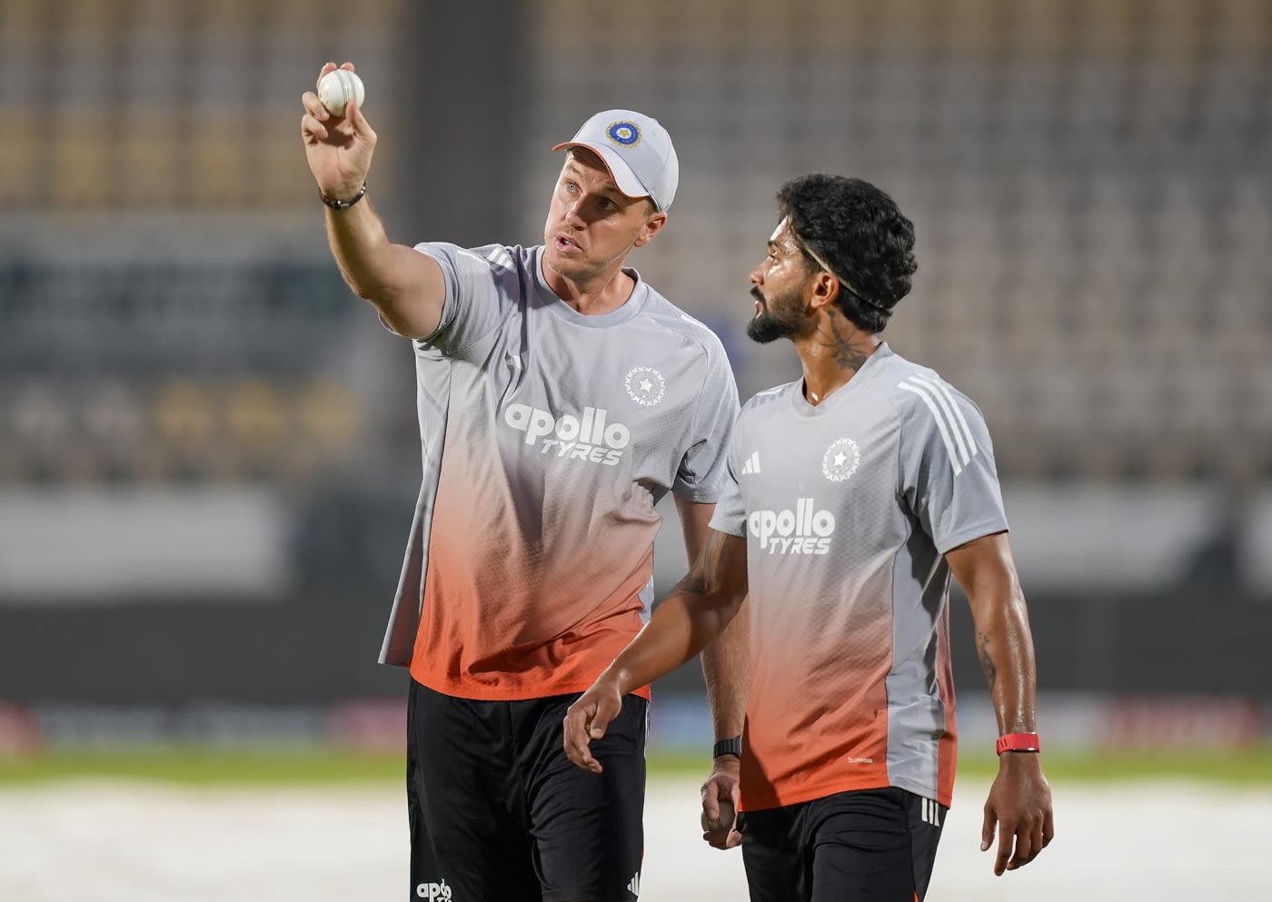 India bowling coach Morne Morkel has a chat with Nitish Reddy