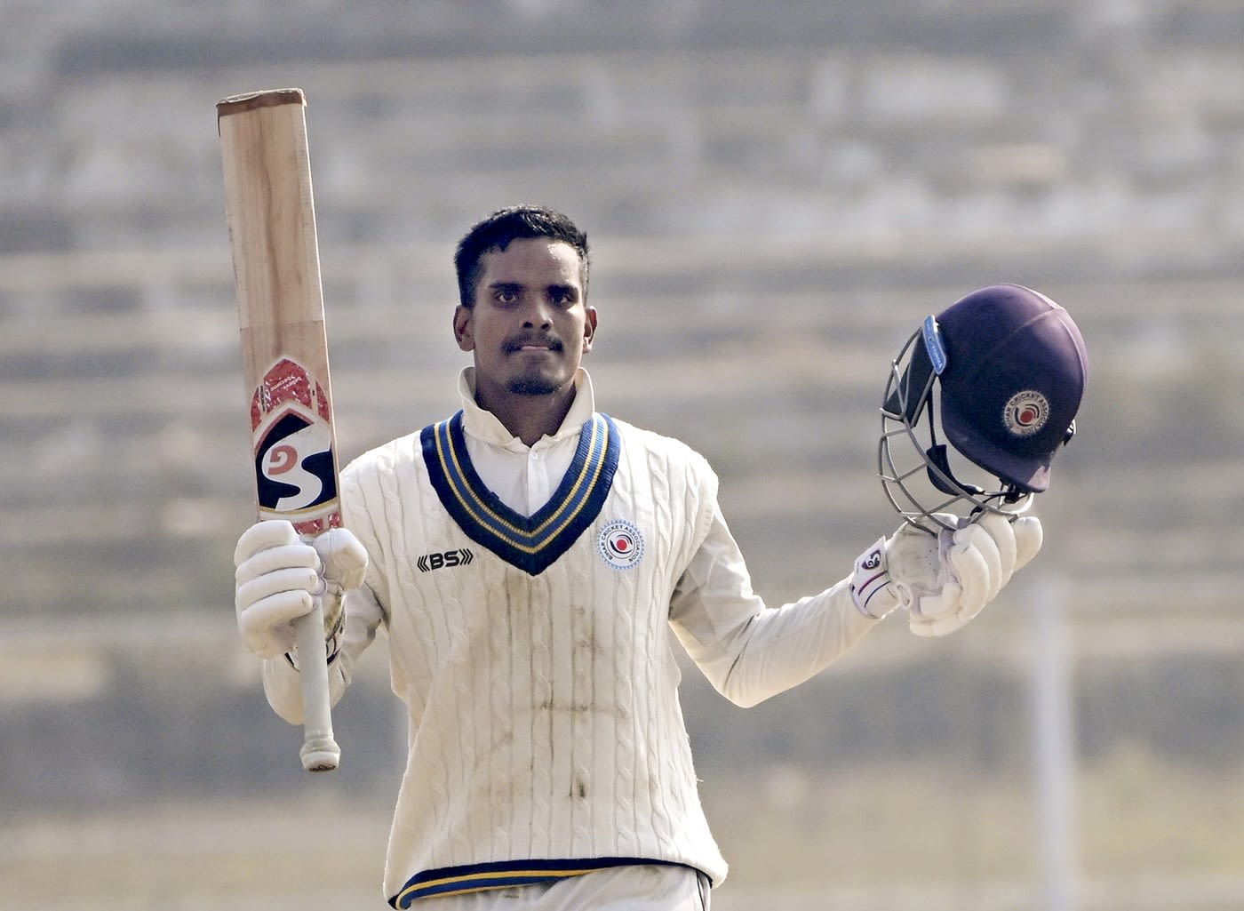 Bipin Saurabh's ton took Bihar past 500