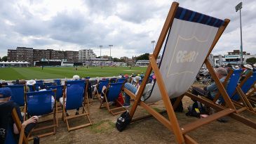 Sussex chairman resigns after pressure from ex-players, following ECB intervention
