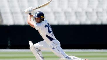 Brasher's defiant half-century keeps Victoria alive after Straker's strikes