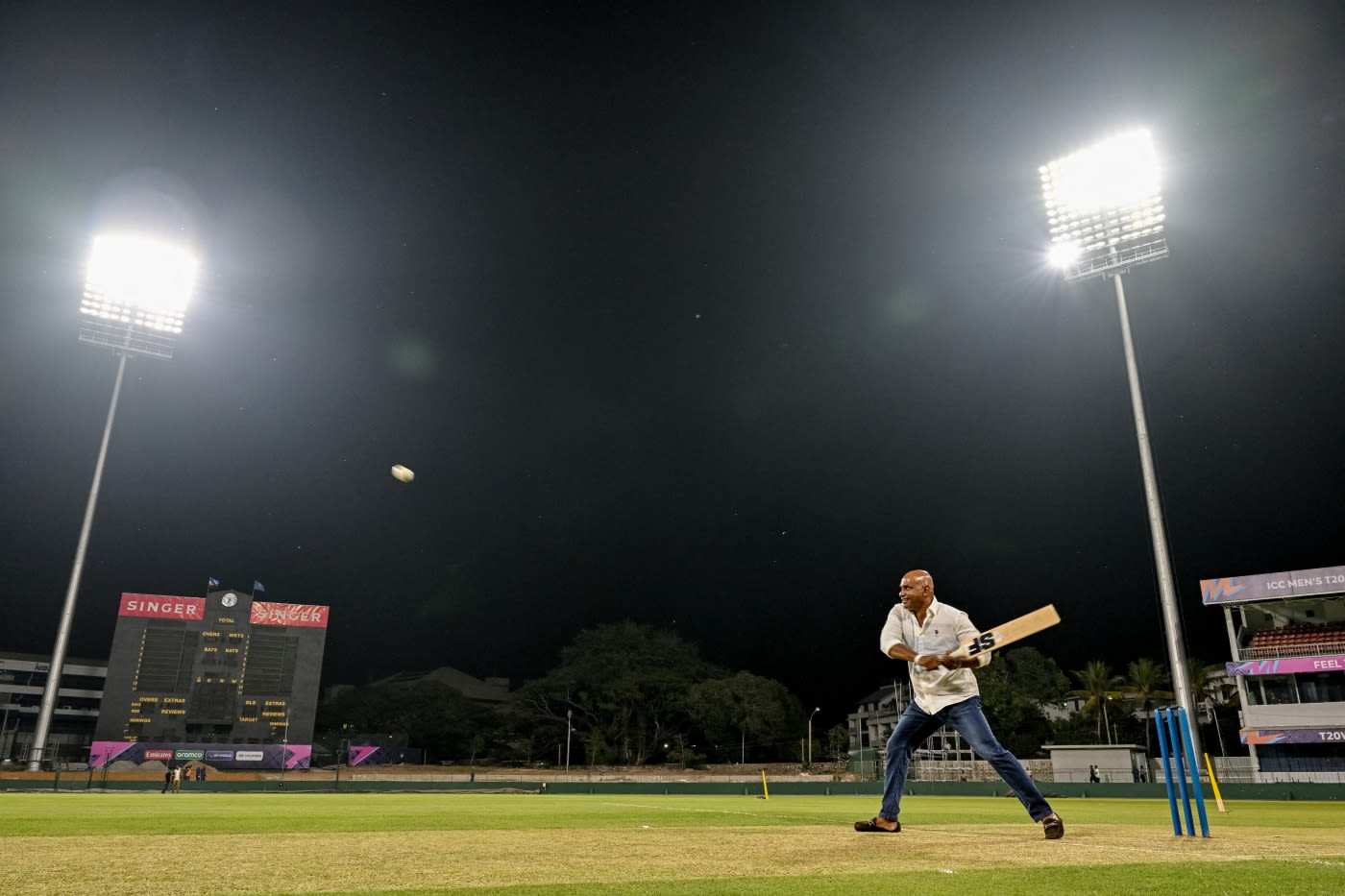 Sri Lanka head coach Sanath Jayasuriya bats under the SSC's new floodlights