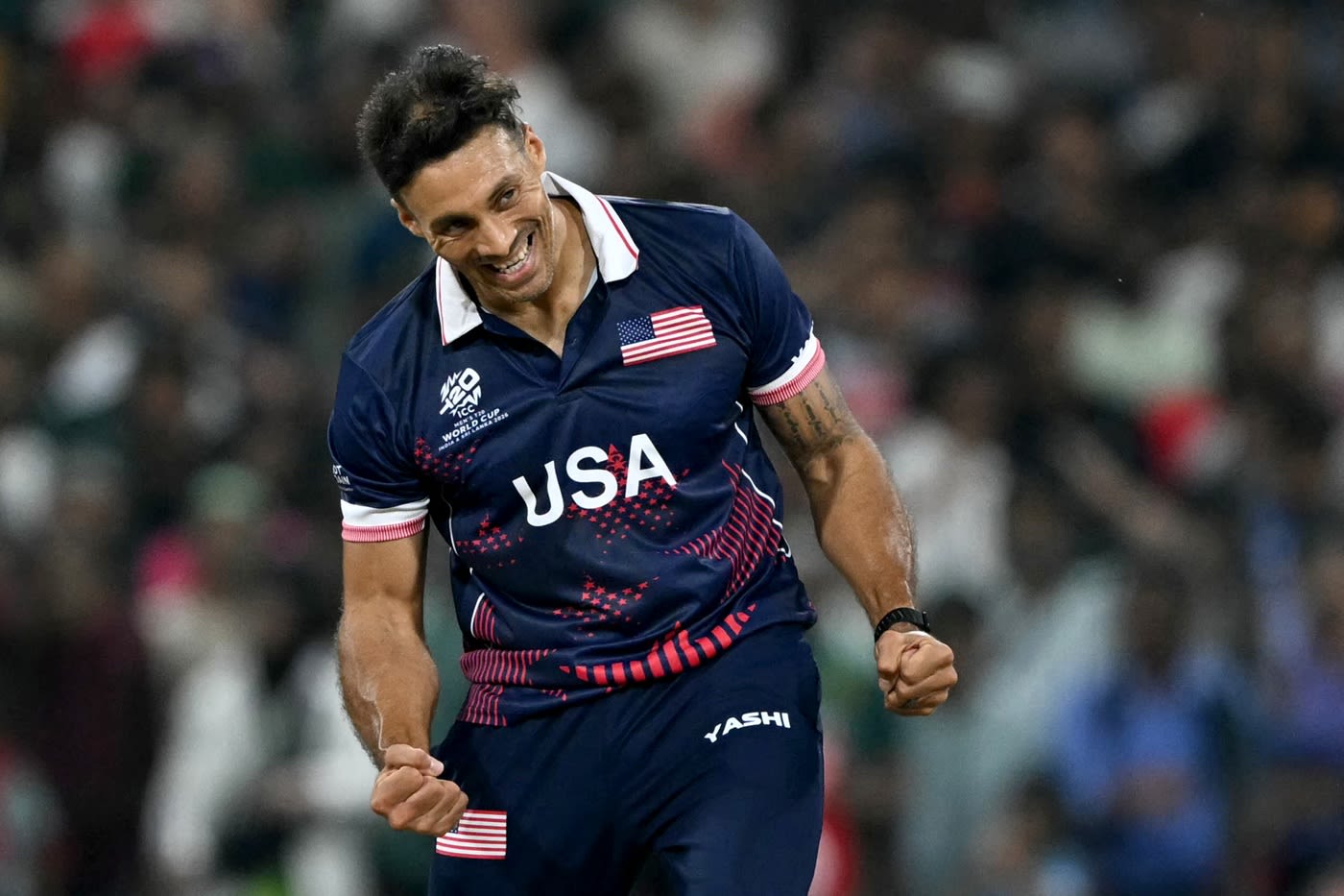 Shadley van Schalkwyk finished with a four-for