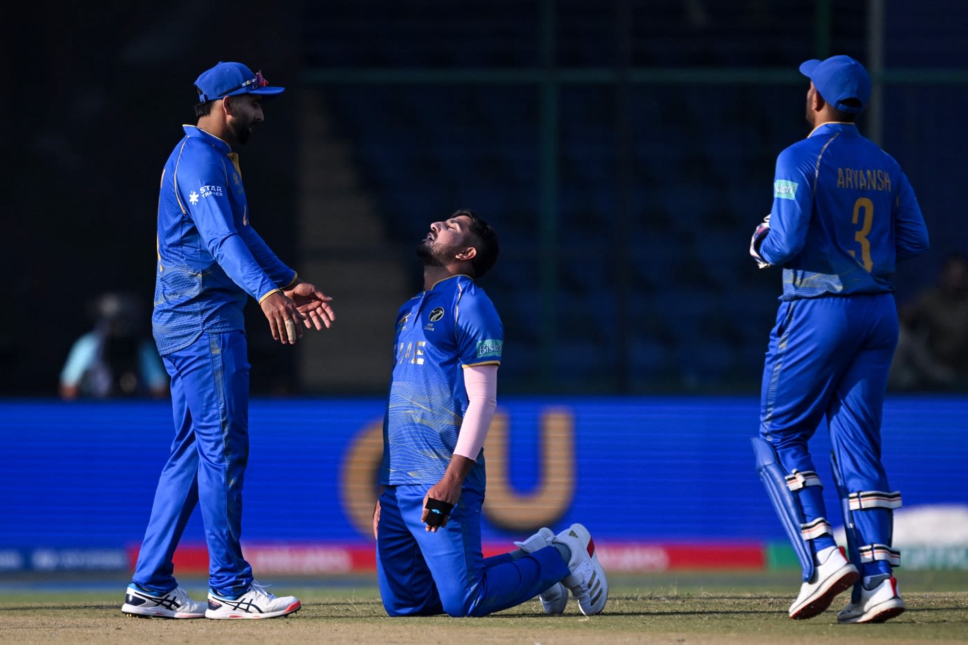 Junaid Siddique celebrates his five-for
