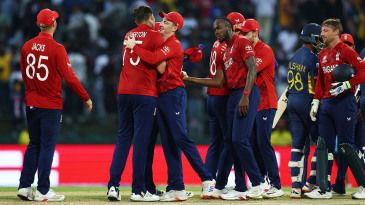 England seek home-from-home comforts as Pakistan face critical encounter