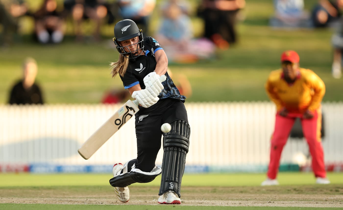 Isabella Gaze scored back-to-back half-centuries and finished with 85 not out