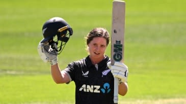 Halliday's maiden ODI century, Kerr sisters' seven wickets hand Zimbabwe a walloping