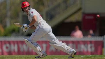 Hunt, Manenti half-centuries help South Australia's chase for the final