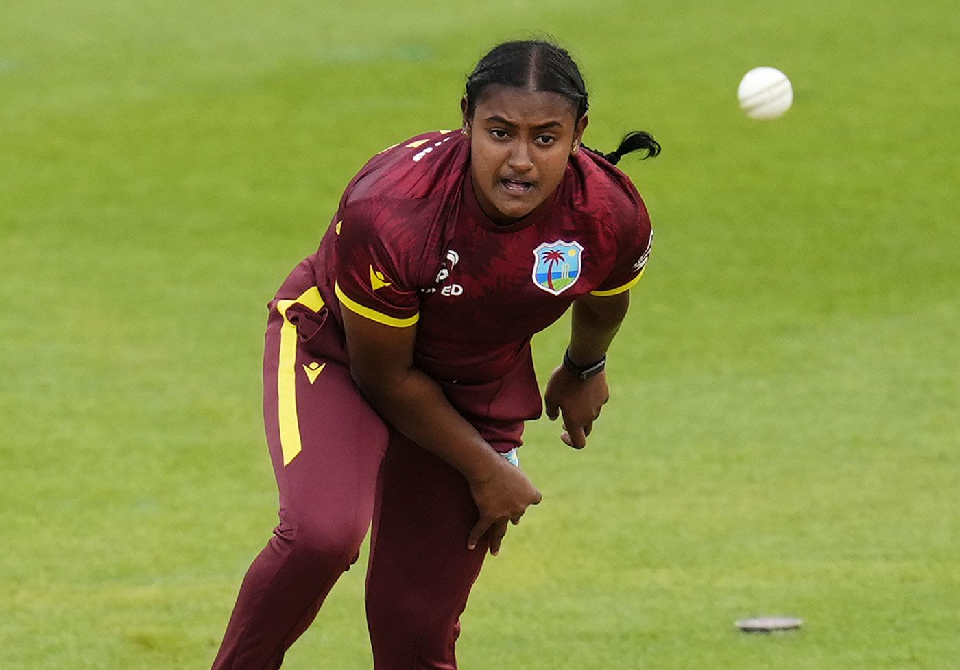Ashmini Munisar sends down a delivery