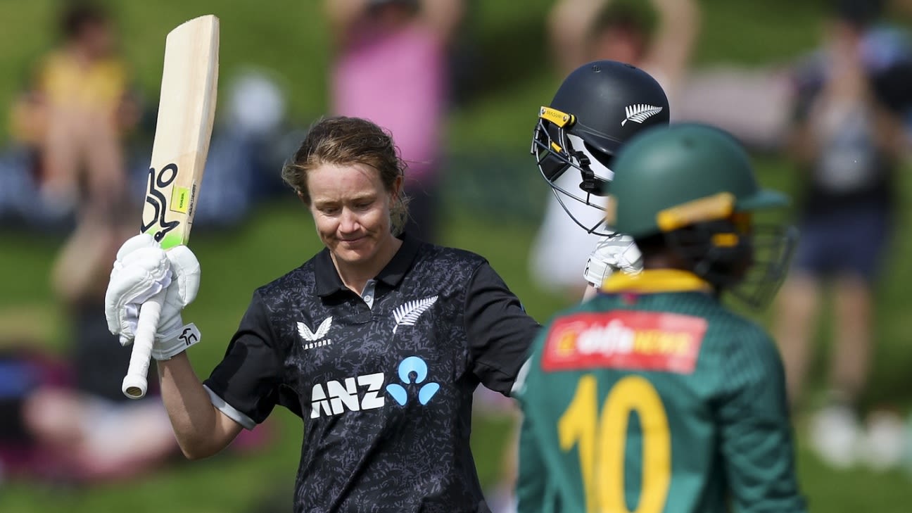 Green 141*, Mair five-for headline New Zealand's series-clinching win 