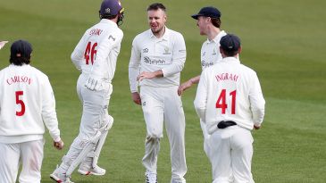 Brown battles but Hampshire remain rock-bottom after innings loss