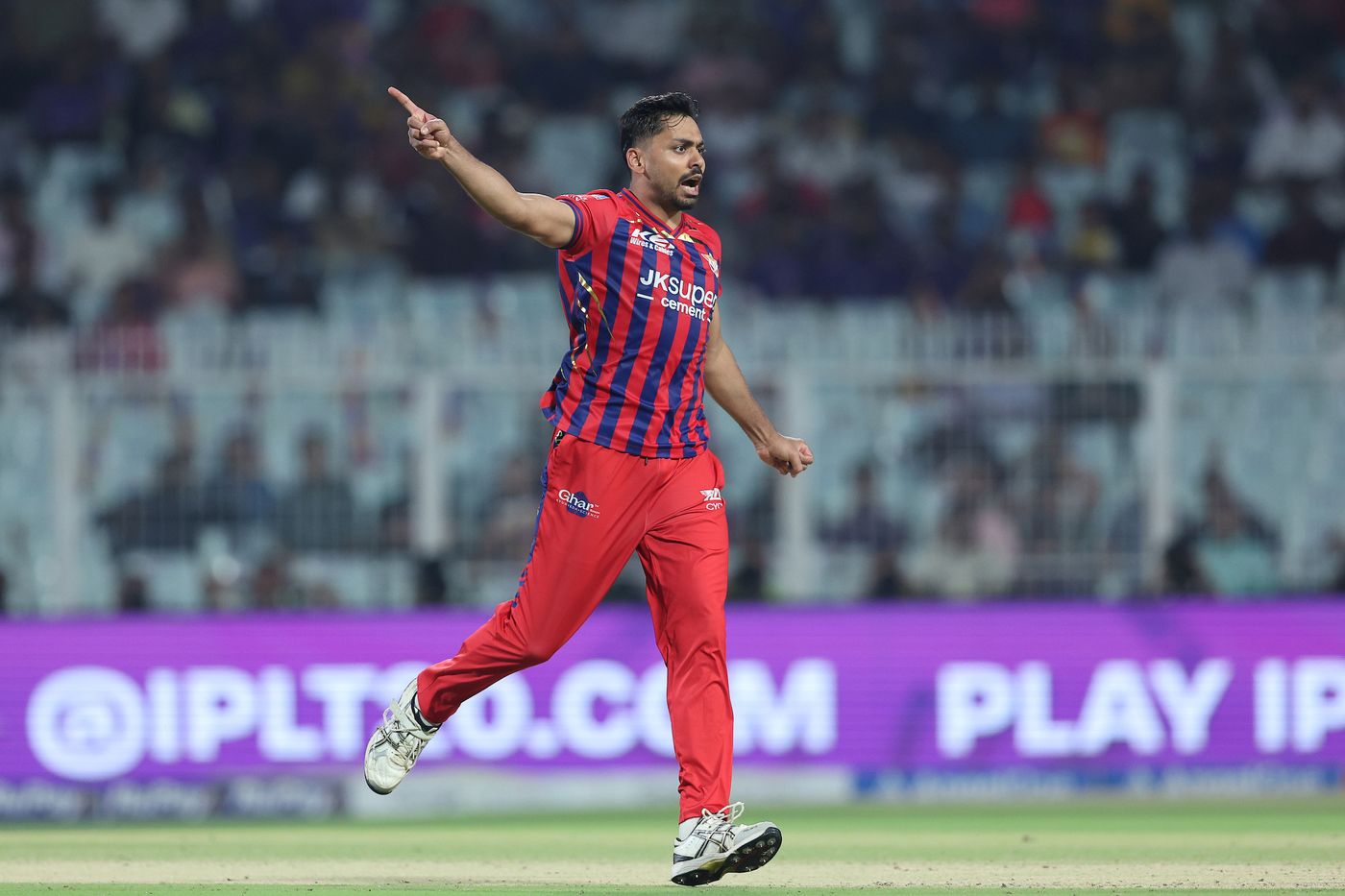 Avesh Khan took out Rinku Singh in his third over