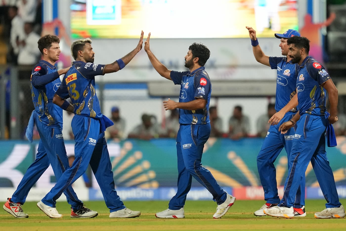 Shardul Thakur celebrates after getting rid of Phil Salt