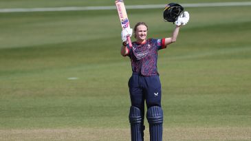 Lewis, Jones, Lamb star as Lancashire trounce Durham