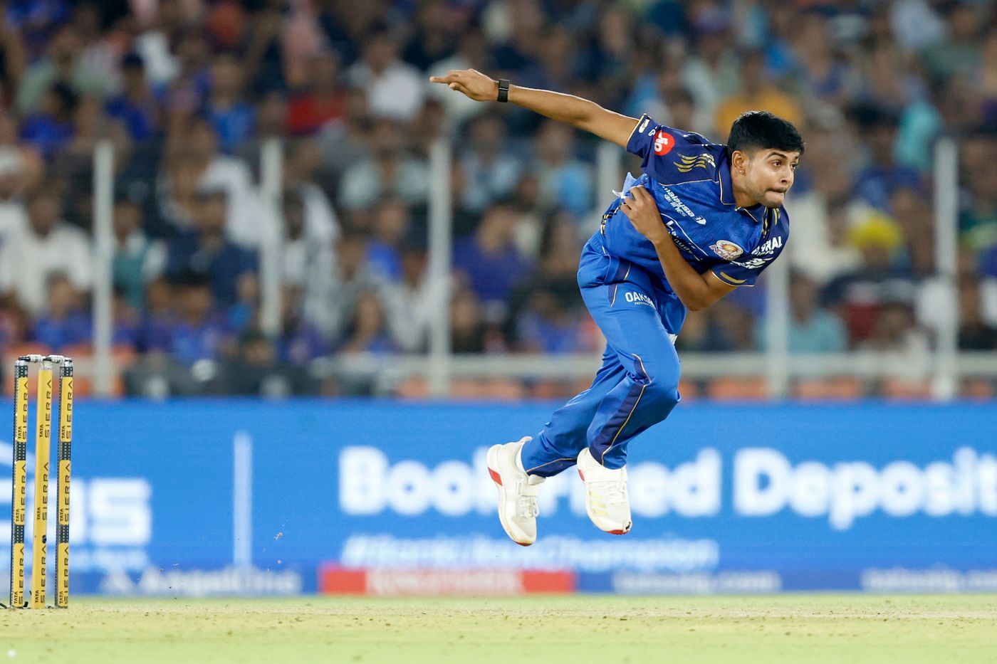 Ashwani Kumar kept picking up wickets in the middle overs