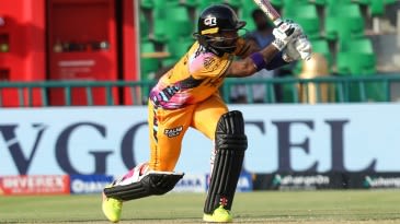 Kusal, Yousaf fifties take table-toppers Zalmi to seventh successive win