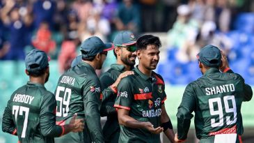 Mustafizur Rahman ruled out for four weeks with hamstring and knee injuries