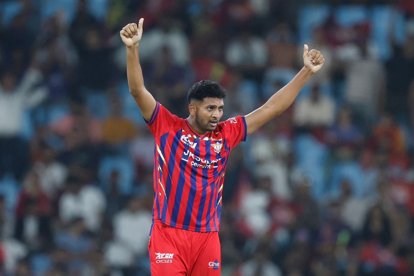 Mohsin Khan took a second wicket in the powerplay