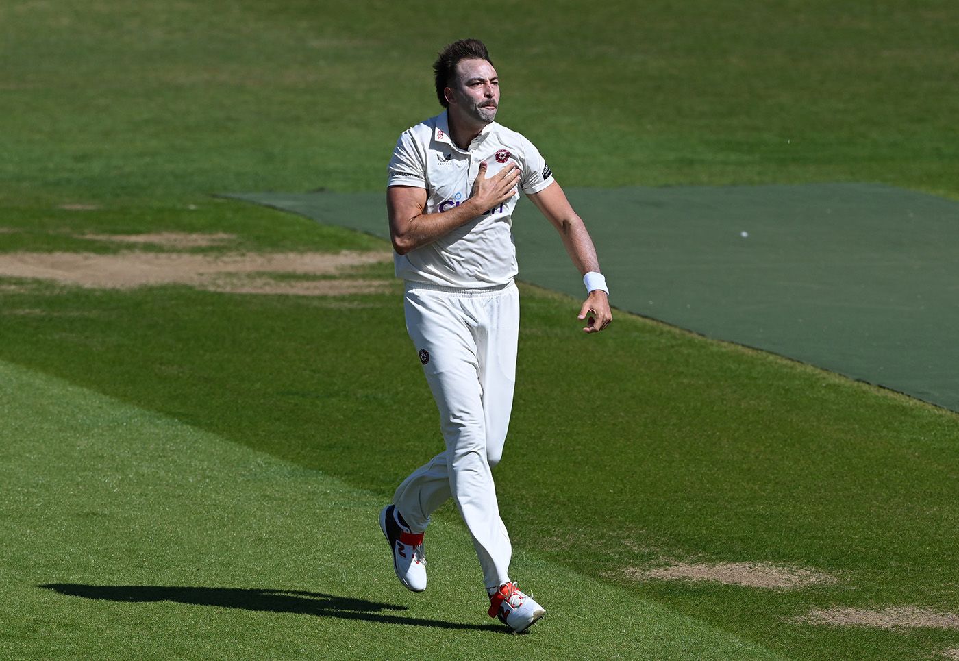 Harry Conway made inroads with the new ball