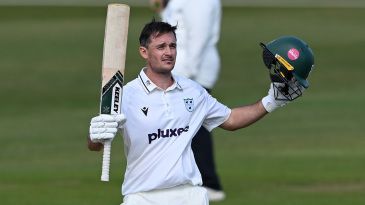 Roderick, Hannon-Dalby frustrate Northants with record last-wicket stand