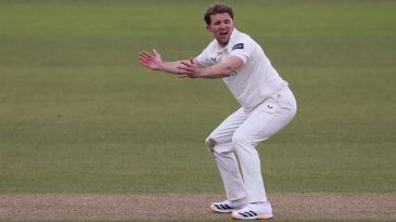Milnes runs through Middlesex to seal Kent's fourth win in five