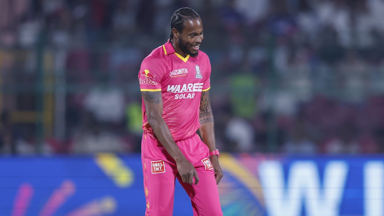 'You've got to be doing something different,' Bond says as RR bowlers go off radar
