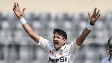 Ali, Abbas share six as Pakistan warm up for England Tests