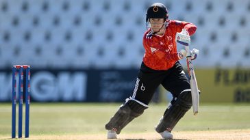 Tammy Beaumont to Blaze away for two more years