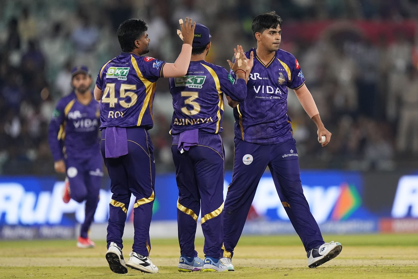 Kartik Tyagi struck in his first over, sending back Jacob Bethell cheaply