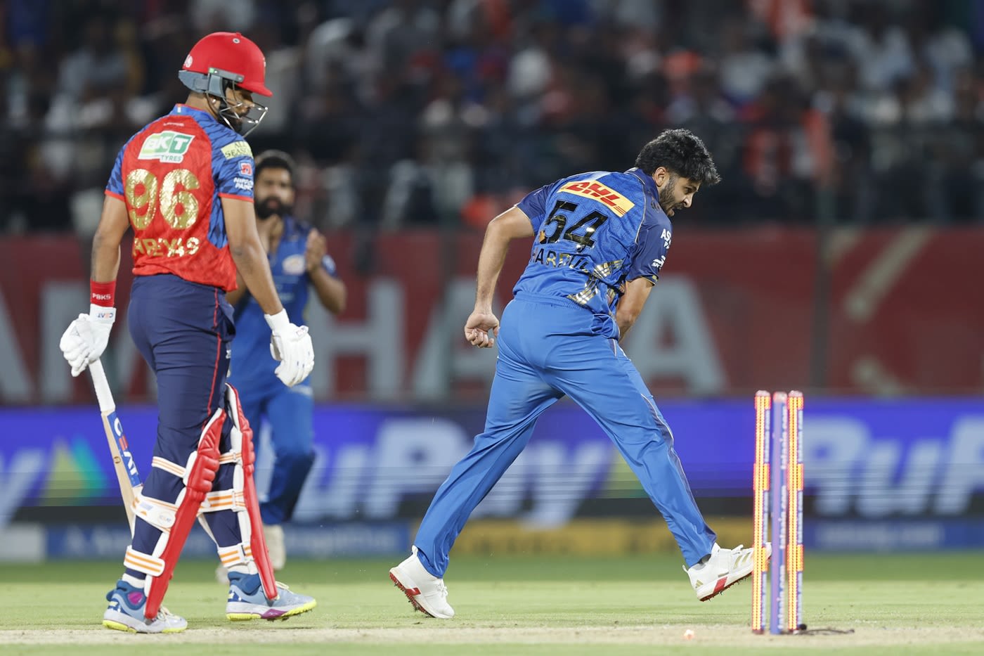 Shardul Thakur bowled Shreyas Iyer with a beauty