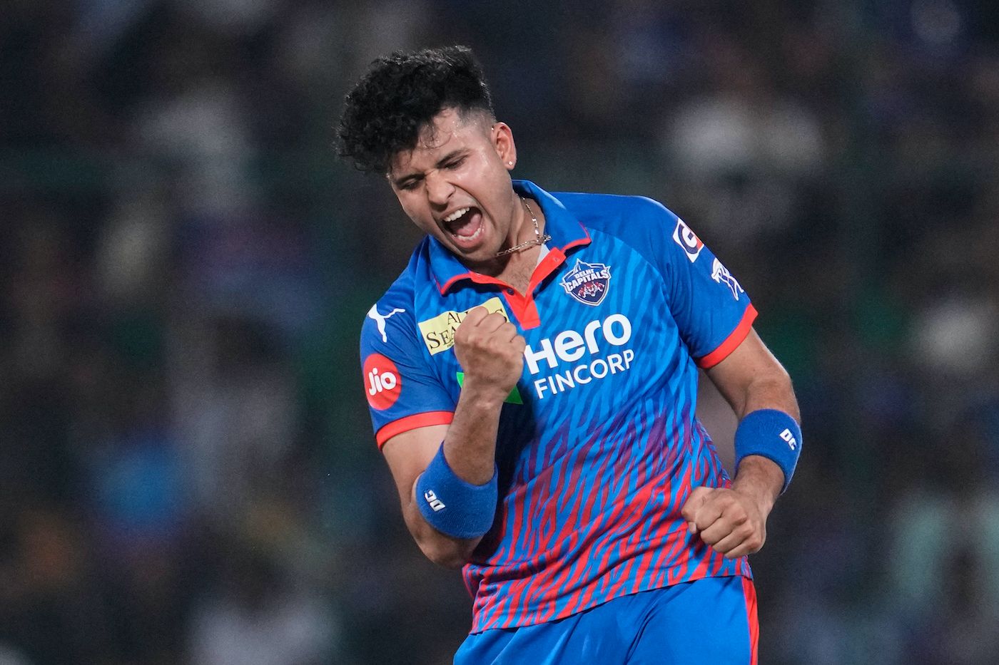 Madhav Tiwari took another two-for