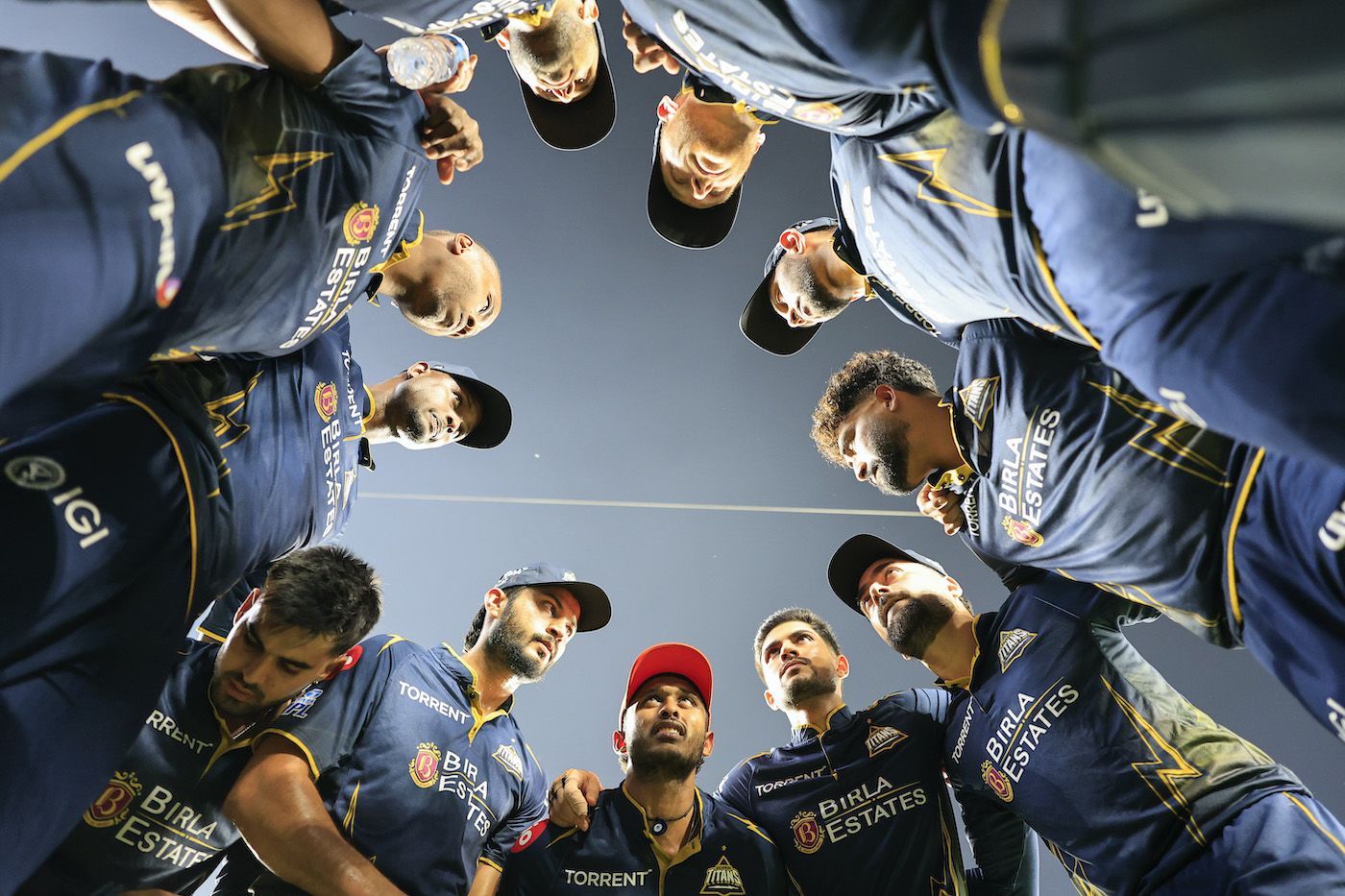 Shubman Gill and Co in GT's huddle