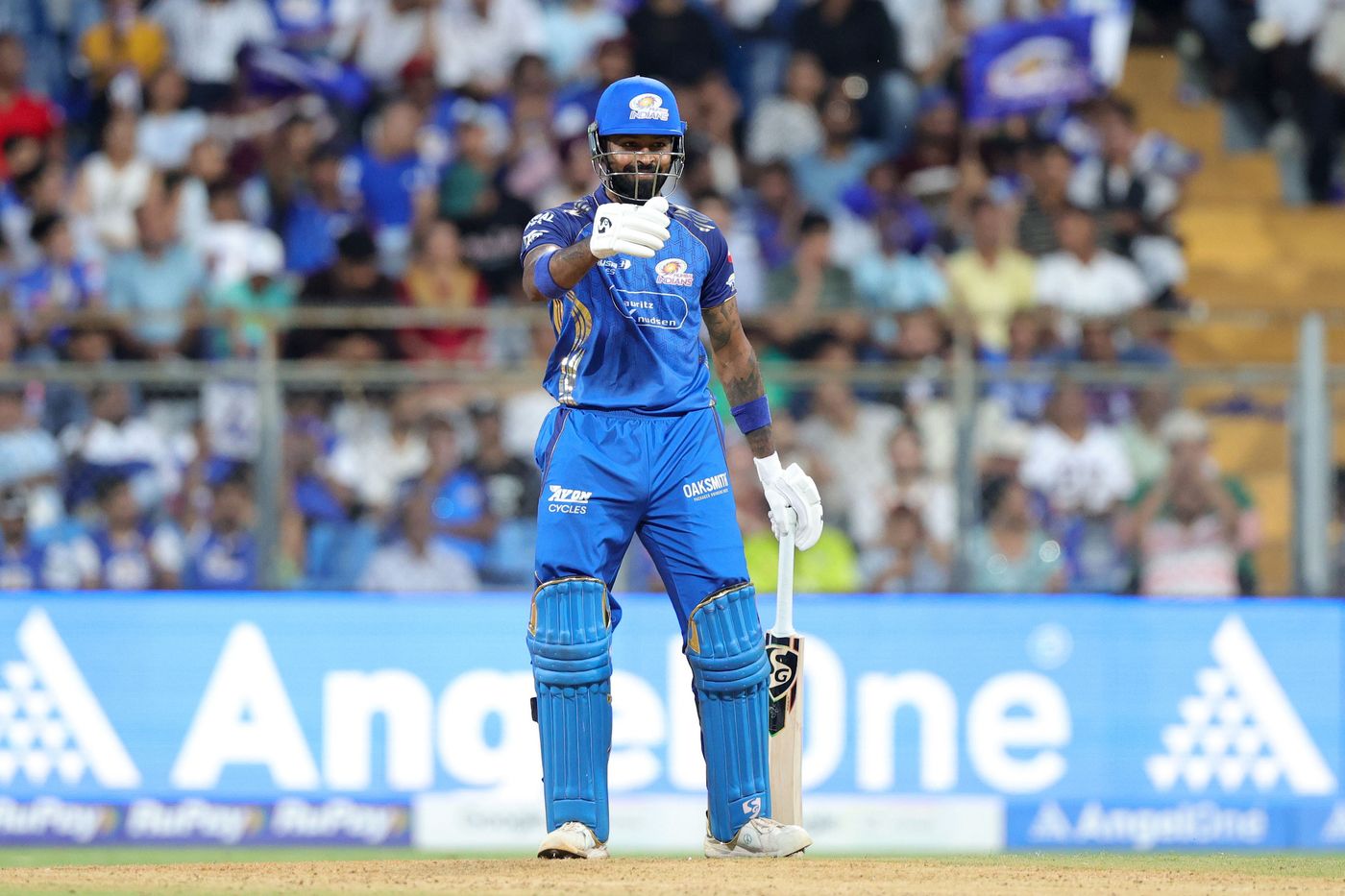 Hardik Pandya kept Mumbai Indians alive in a big chase