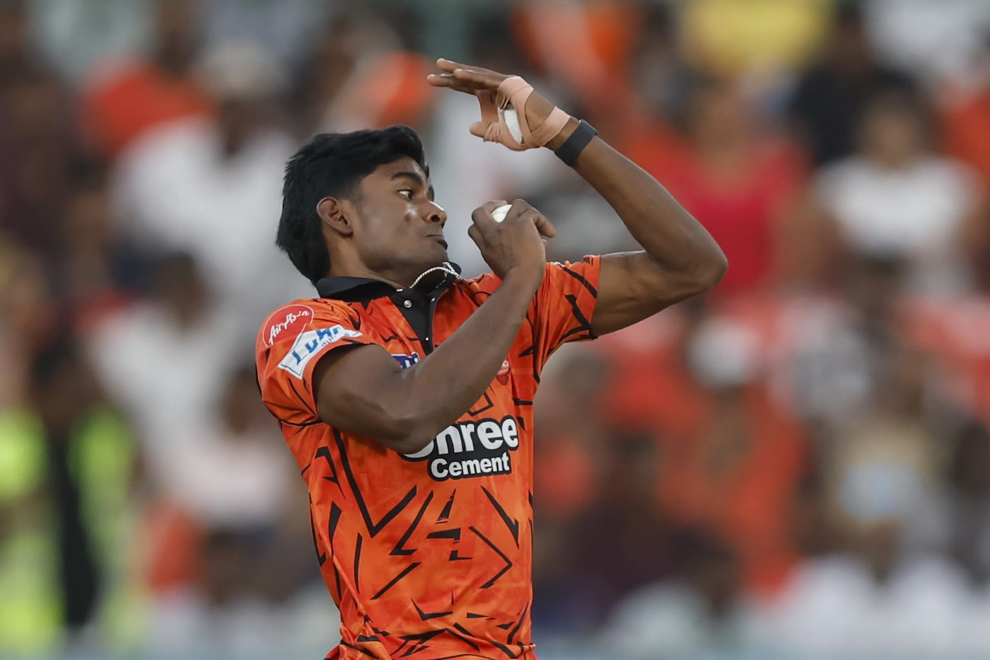 Sakib Hussain bowls