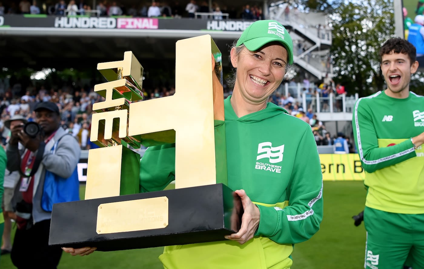 Charlotte Edwards holds the Women's Hundred trophy