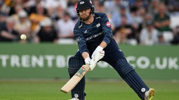 Ashes antagonist Jonny Bairstow signs with Melbourne Renegades in the BBL