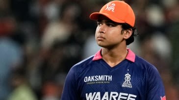 Who has reached three figures earliest in an IPL innings?