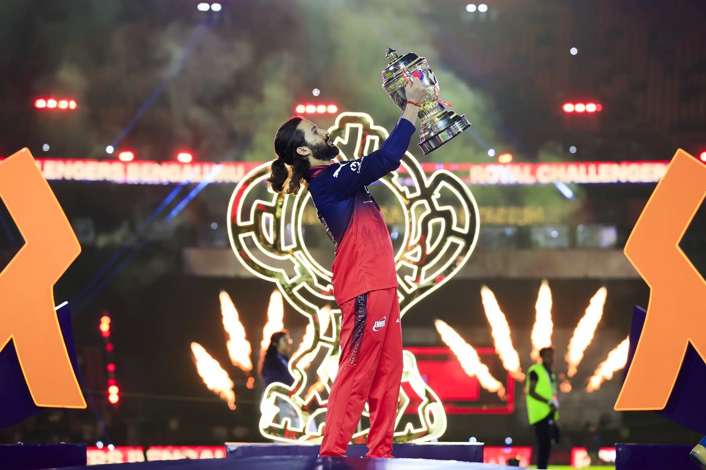 Rajat Patidar lifts up the coveted trophy