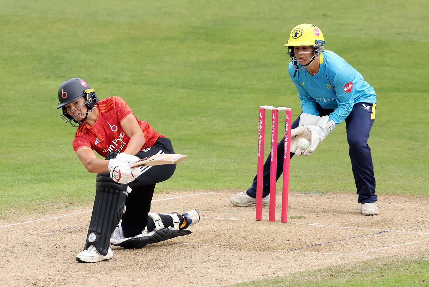 Emma Jones produced a useful cameo with 32 off 22
