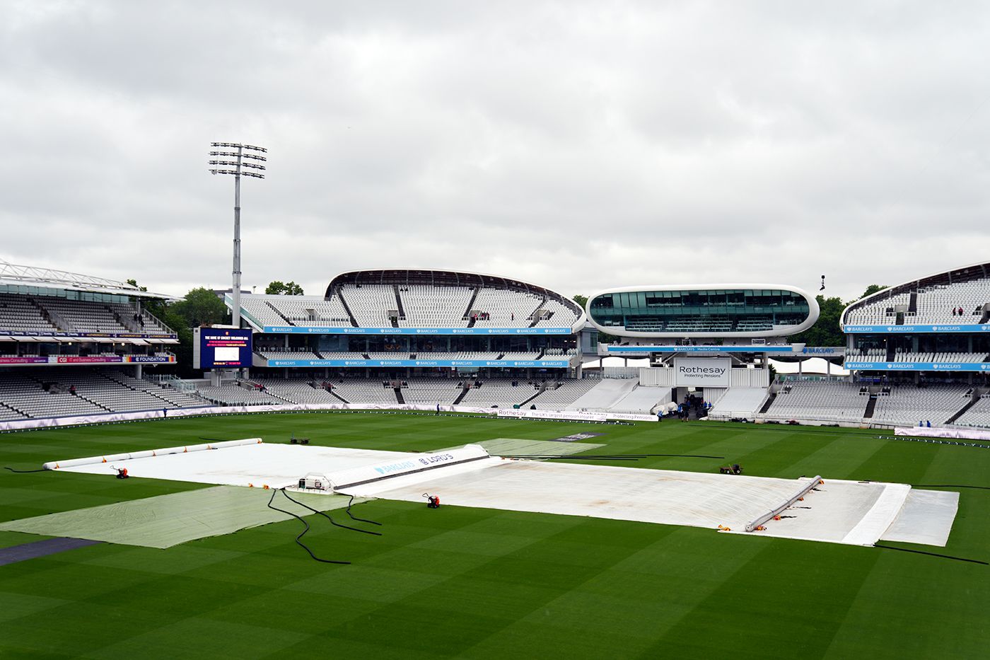 The covers were in place for the start of day three