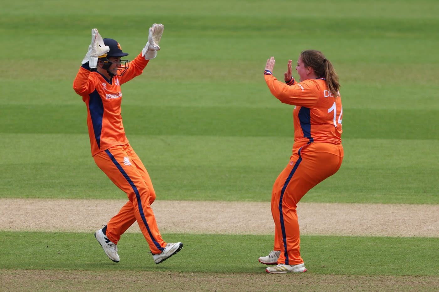 Babette de Leede and Caroline de Lange celebrate Nigar Sultana's wicket