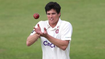 Potts, Andersson leave Northants with stiff chase in promotion bid